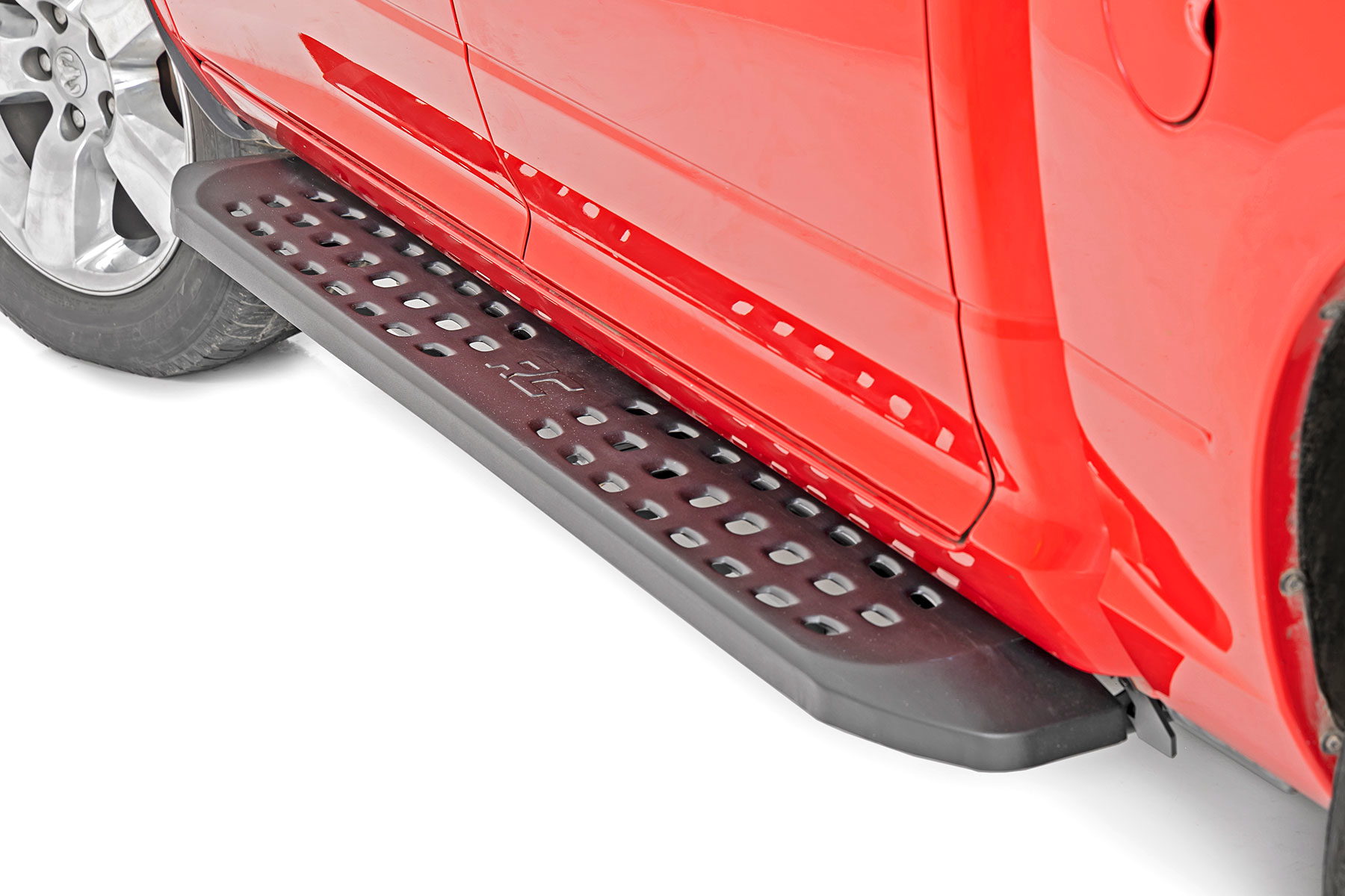 Rough Country RPT2 Running Boards for 2019–2025 Ram 1500 Crew Cab
