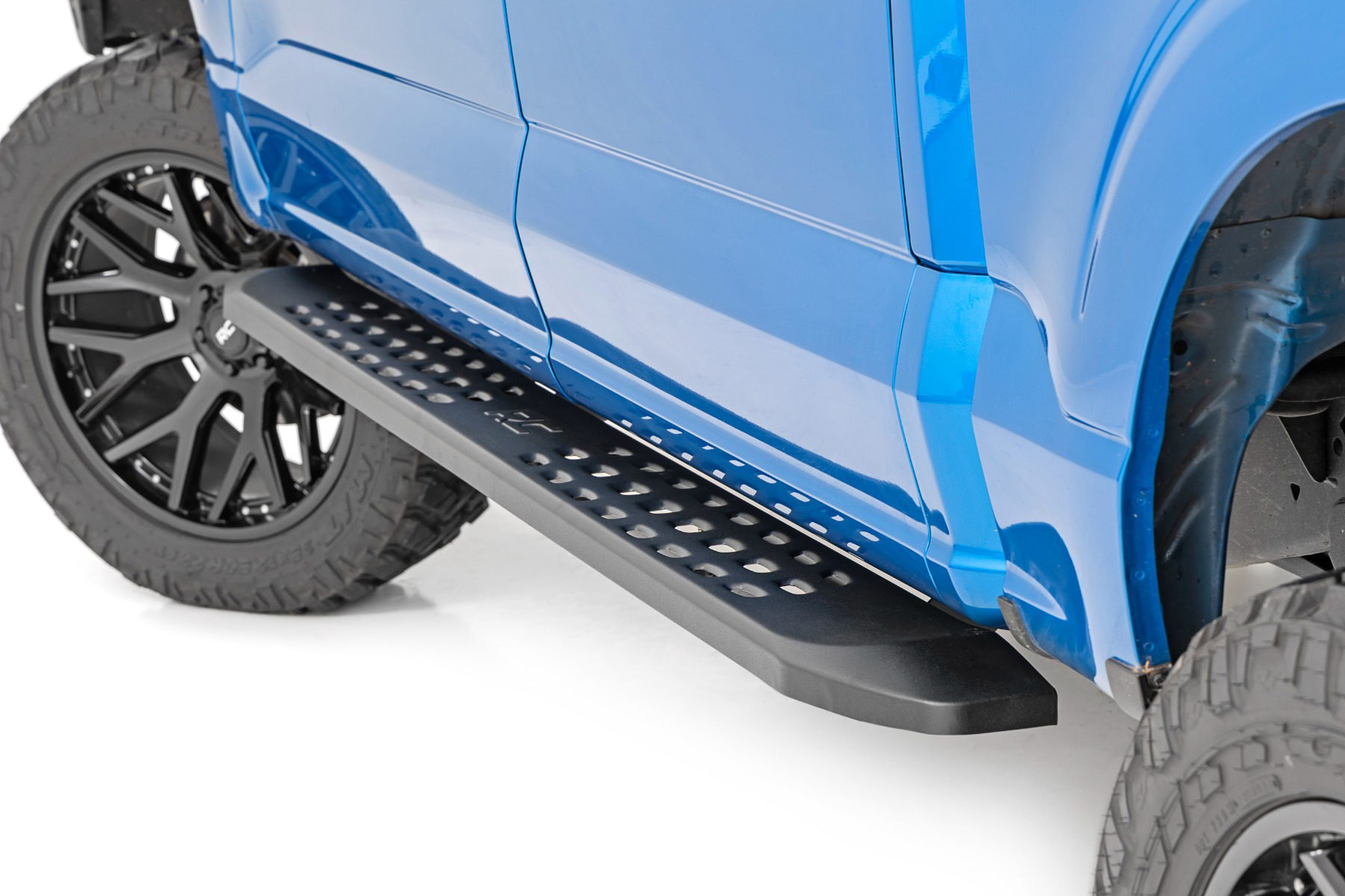 Rough Country RPT2 Running Boards for F-150 Crew Cab 2WD/4WD
