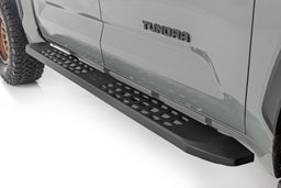 RPT2 Running Boards for Toyota Tundra Crew Cab (2022-2025) shown installed, Rough Country 44007