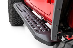 RPT2 Running Boards for 2020-2025 Jeep Gladiator 4WD, view 2, Rough Country 44008