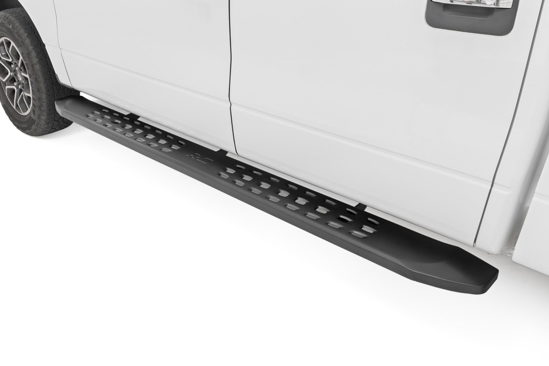 Rough Country RPT2 Running Boards for Ford F-150 Crew Cab