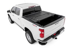 Hard Low Profile Tri-Fold Tonneau Cover, 5'10" Bed, view 3 — Rough Country 47120580B
