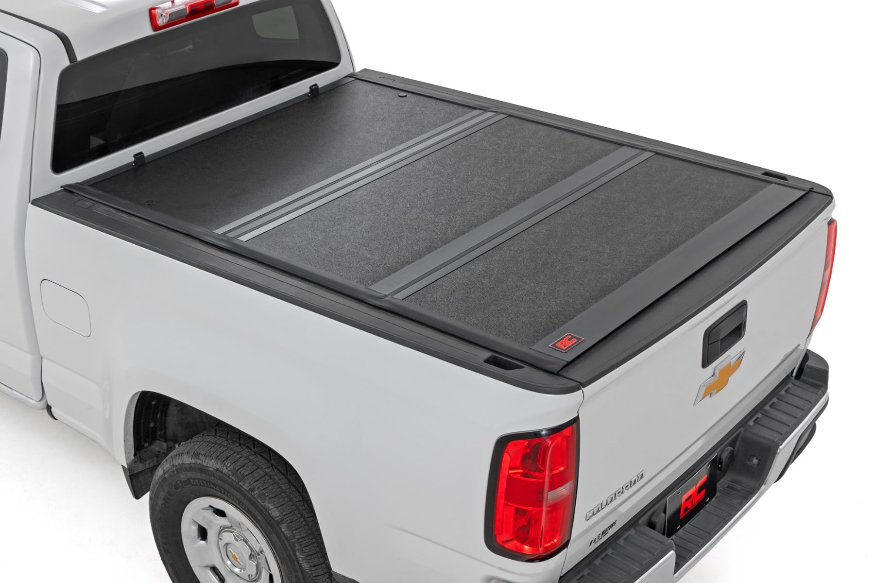 Rough Country Low Profile Hard Tri-Fold Tonneau Cover for Colorado & Canyon 6' Bed