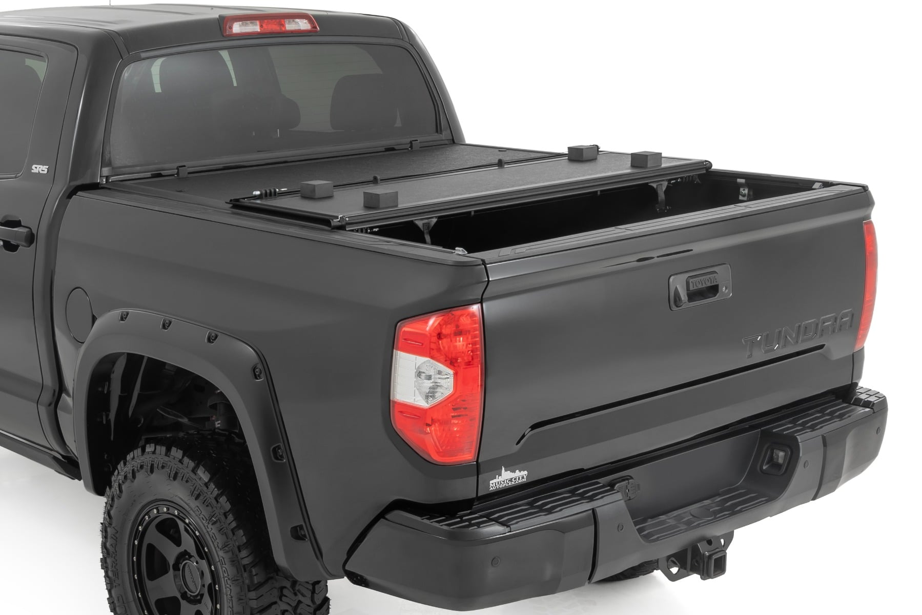Hard Low-Profile Tri-Fold Bed Cover for Toyota Tundra (2007-2021), Rough Country 47414550B