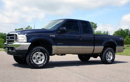 2.5-Inch M1 Leveling Kit with Track Bar for Ford Super Duty, view 2, Rough Country 48940