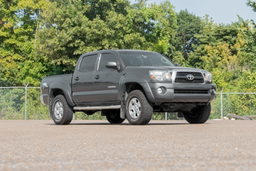 M1 Adjustable Leveling Struts for 2005–2023 Toyota Tacoma, view 4, Rough Country 502075