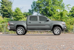 M1 Adjustable Leveling Struts for 2005–2023 Toyota Tacoma, view 5, Rough Country 502075