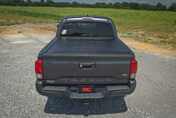 Hard Roll-Up Bed Cover for 2016–2023 Toyota Tacoma, view 3 — Rough Country 50420500