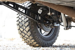 Traction Bar Kit for 4.5–6 Inch Lifted Ford F-250 4WD, view 2, Rough Country 51003