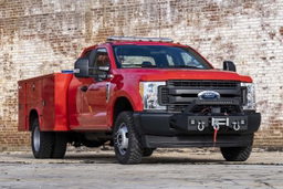 EXO Winch Mount Kit with LEDs for Ford Super Duty (2017-2020) — Rough Country 51004