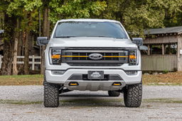 2.5-Inch Lift Kit with M1 Struts for F-150 Tremor 4WD (2021-2025), view 2, Rough Country 510040