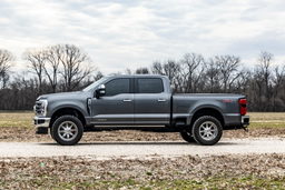 2 Inch Leveling Kit for 2017–2025 Ford F-250/F-350 4WD, view 4, Rough Country 51017