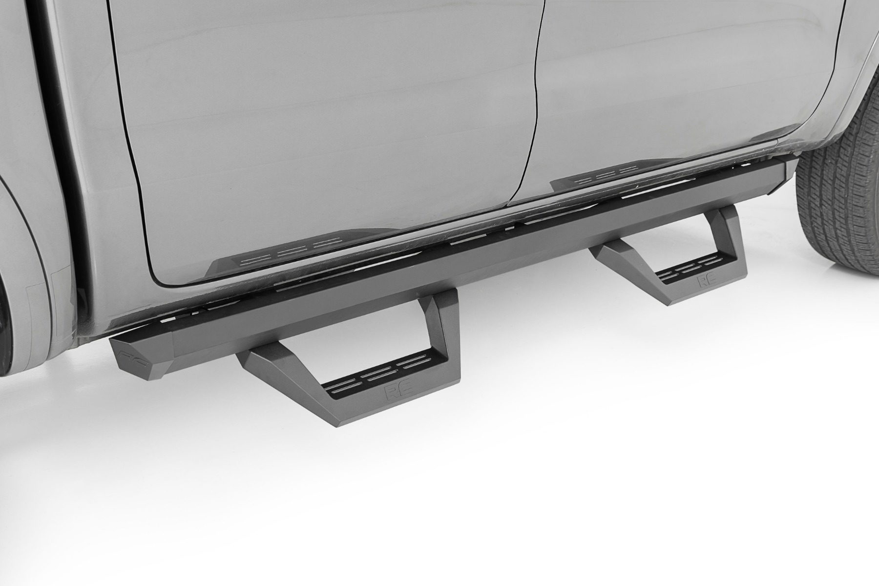 Rough Country SRX2 Adjustable Aluminum Steps for 2019–2025 Ford Ranger