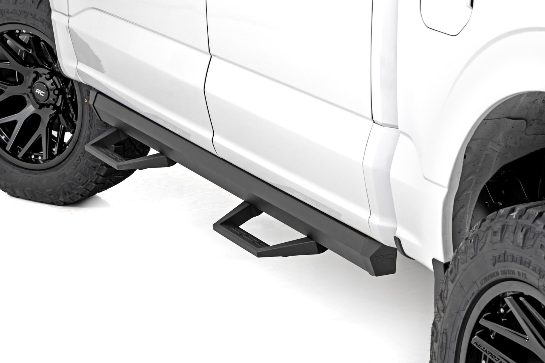 Rough Country SRL2 Adjustable Aluminum Step Rail for F-150 Crew Cab