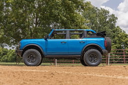 3.5-Inch Lift Kit with M1R Struts for 2021–2025 Ford Bronco 4WD, view 6, Rough Country 51547
