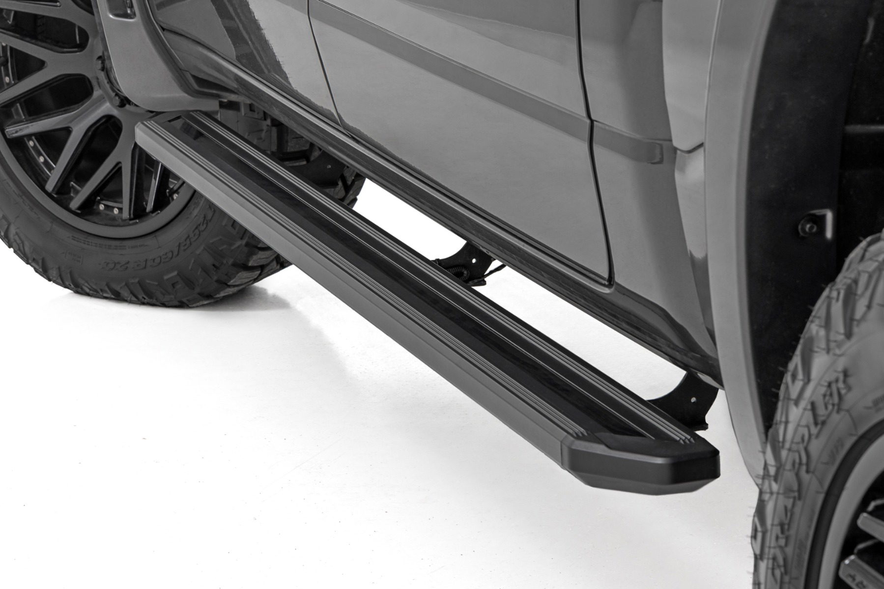 Multi-Color LED Running Boards for Ram 1500 Crew Cab (2019–2025), Rough Country 55004