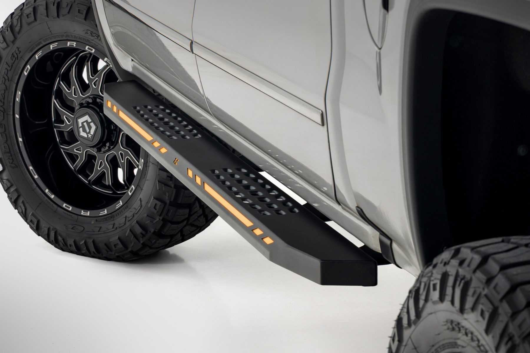 Rough Country AC2 Lighted Running Boards for Silverado/Sierra 1500 Crew Cab
