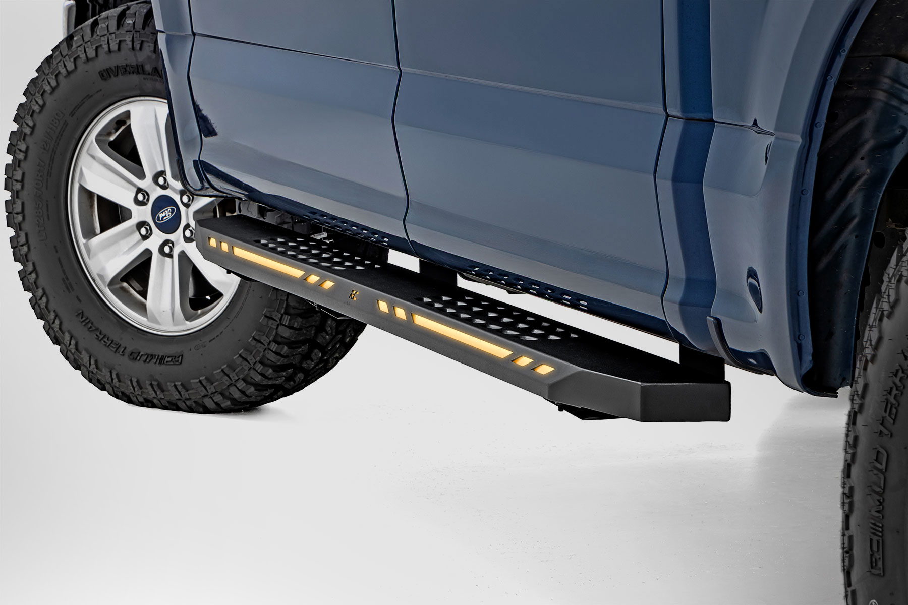Rough Country AC2 Lighted Running Boards for Ford F-150 Crew Cab