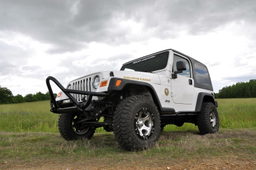 Rough Country 2.5 Inch Lift Kit 61240, view 2