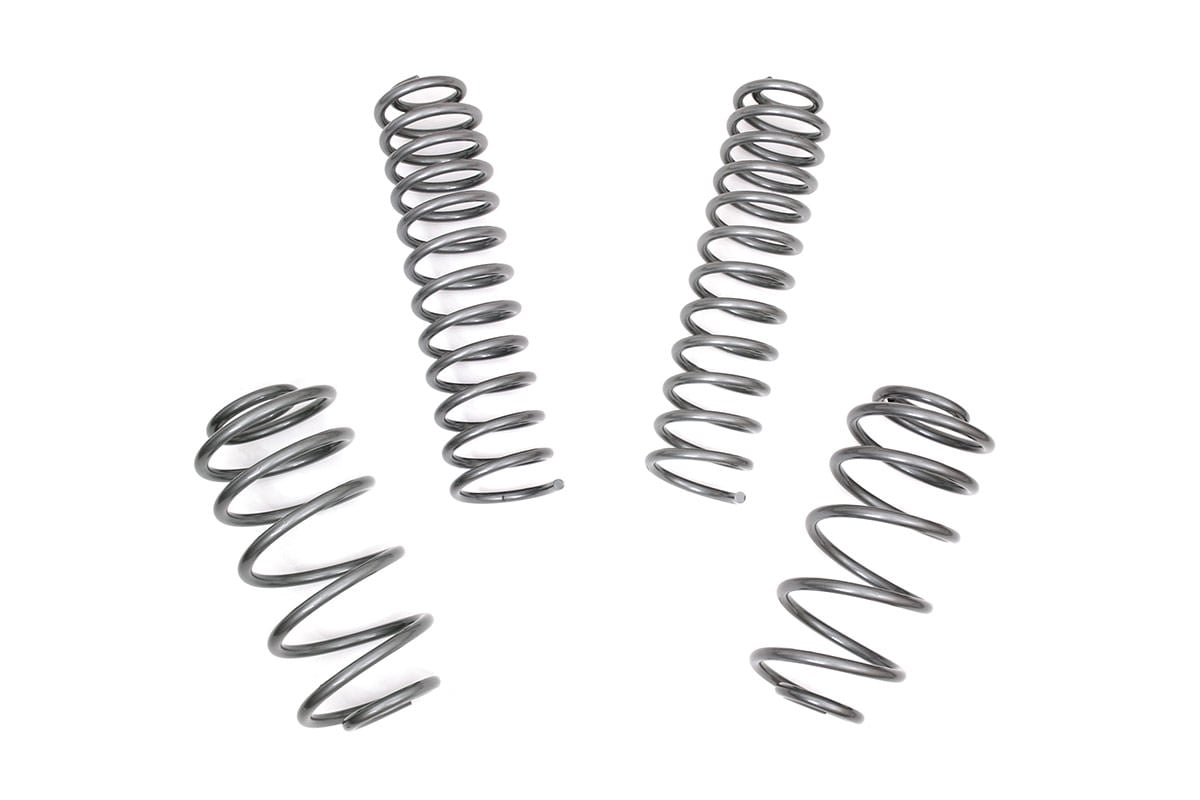 Rough Country 2.5-Inch Lift Kit for 1997-2006 Jeep Wrangler 4WD