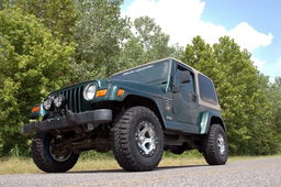 2-Inch Lift Kit for Jeep Wrangler TJ 4WD, All Trims, view 2 — Rough Country 65840