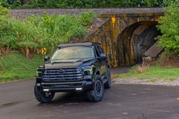 3.5-Inch Lift Kit with N3 Shocks for 2023–2025 Toyota Sequoia 4WD, view 5, Rough Country 70330_A