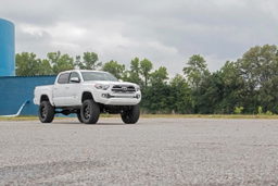 6-Inch Lift Kit for Toyota Tacoma (2005–2015), view 3 — Rough Country 747.20