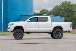 6-Inch Lift Kit for Toyota Tacoma (2005–2015), view 4 — Rough Country 747.20