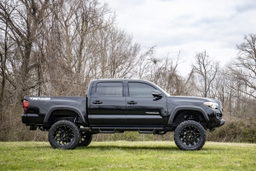 6-Inch Lift Kit with N3 Shocks for Toyota Tacoma (2016-2023), view 2 — Rough Country 75820