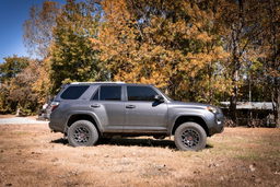 2-Inch Lift Kit for 2010–2024 Toyota 4Runner 4WD and RWD, view 2, Rough Country 764RED