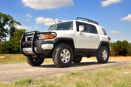 3-Inch Lift Kit for Toyota 4Runner and FJ Cruiser, view 4, Rough Country 76530