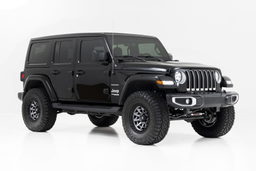 2.5-Inch Lift Kit for Jeep Wrangler 4WD (2024–2025), view 3, Rough Country 79330