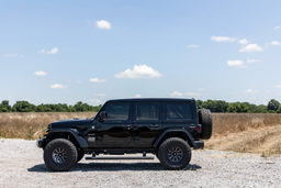 2.5-Inch Lift Kit with M1R Shocks for Jeep Wrangler 4WD (2024–2025), view 4, Rough Country 79344