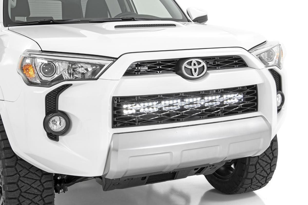 Rough Country 30-Inch Spectrum Series LED Light Bar for 2014–2020 Toyota 4Runner