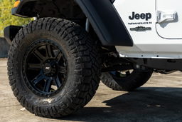 Gloss Black 84 Series Aluminum Wheel, 8-Spoke, view 6, Rough Country 84180918