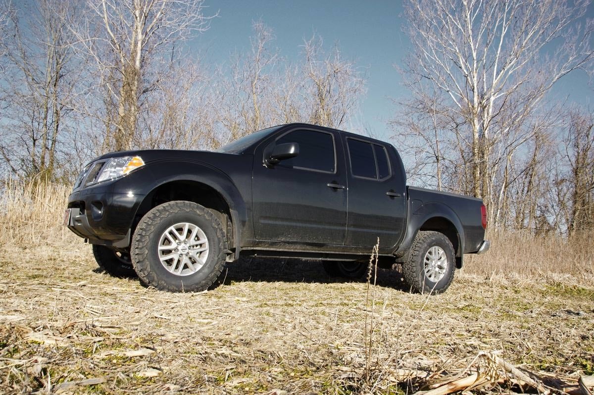 Rough Country 2.5-Inch Leveling Kit for Nissan Frontier & Xterra