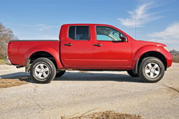 2.5-Inch Red Anodized Leveling Kit for Frontier & Xterra, view 5, Rough Country 865RED