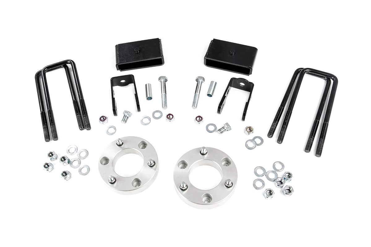 Rough Country 2-Inch Lift Kit for 2016–2024 Nissan Titan XD