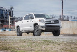 2.5-3 Inch Leveling Kit for Toyota Tundra (2007-2021), view 4, Rough Country 870