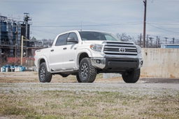 2.5-3 Inch Leveling Kit with Rear Blocks for Tundra 4WD, view 5, Rough Country 87000