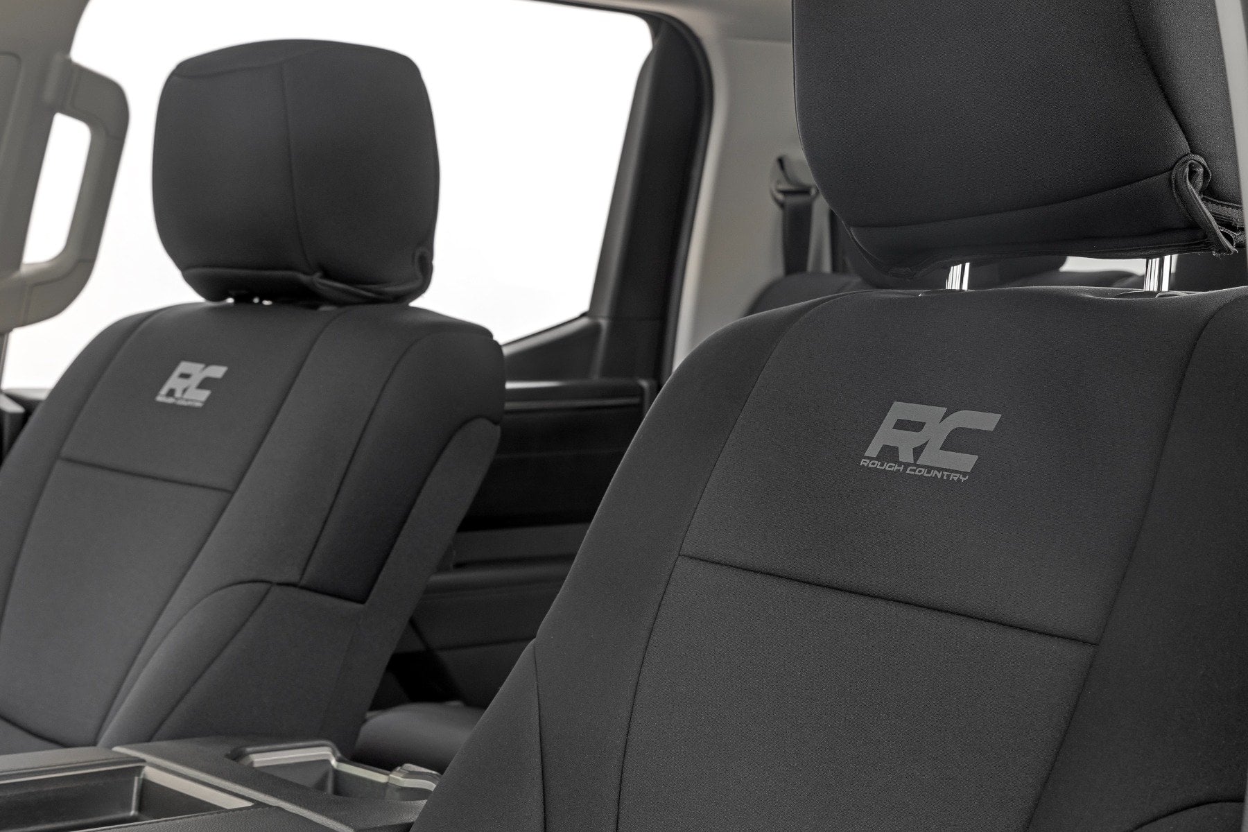 Neoprene Seat Covers for Toyota Tundra (2022–2025), Rough Country 91049