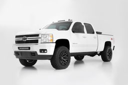 95 Series 8-Spoke Wheel — Gloss Black with Machined Accents, view 3, Rough Country 95201006M