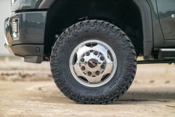 3-Inch Lift Kit with M1 Shocks for 3500HD DRW (2020–2025), view 4, Rough Country 95640RED