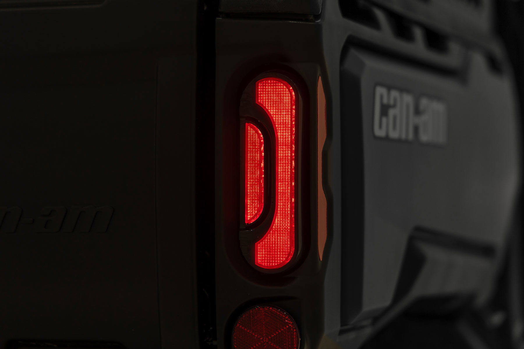 DOT-Compliant Tail Light Kit with PMMA Lenses, Rough Country 97094