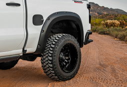Paint-to-Code Pocket Flares for Silverado 1500 (2022–2025), view 4, Rough Country F-C12211-GBA
