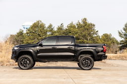 Paint-to-Code Pocket Flares for Chevy Colorado (2023–2025), view 5, Rough Country F-C12311-GBA