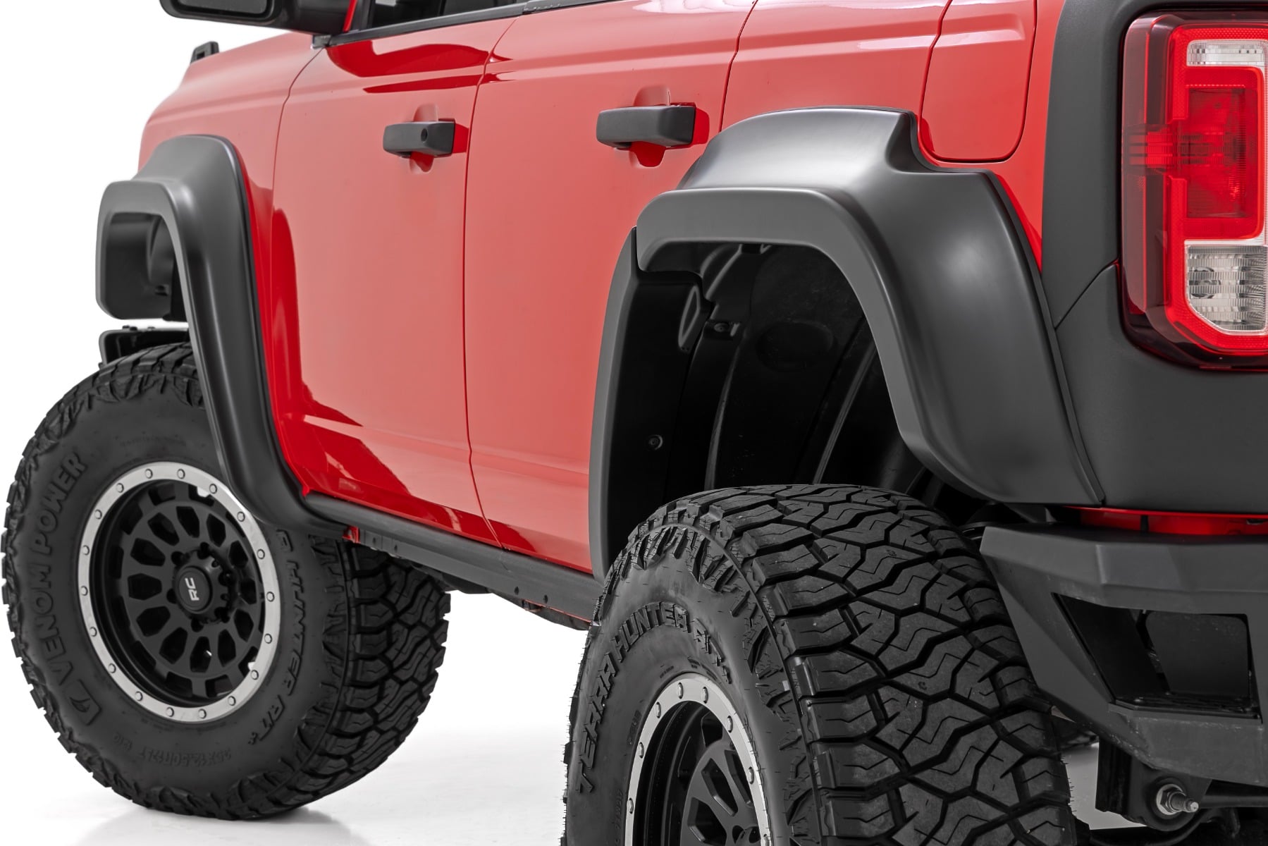 Rough Country 5.5-Inch Tall Fender Flares for 2021–2025 Ford Bronco 4WD