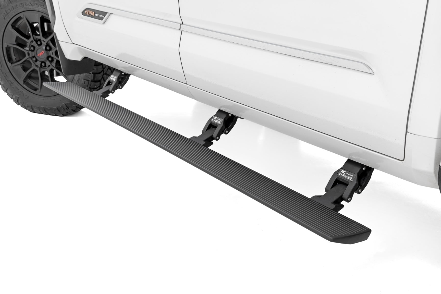 Rough Country Power Running Boards for 2022–2025 Toyota Tundra Crew Cab