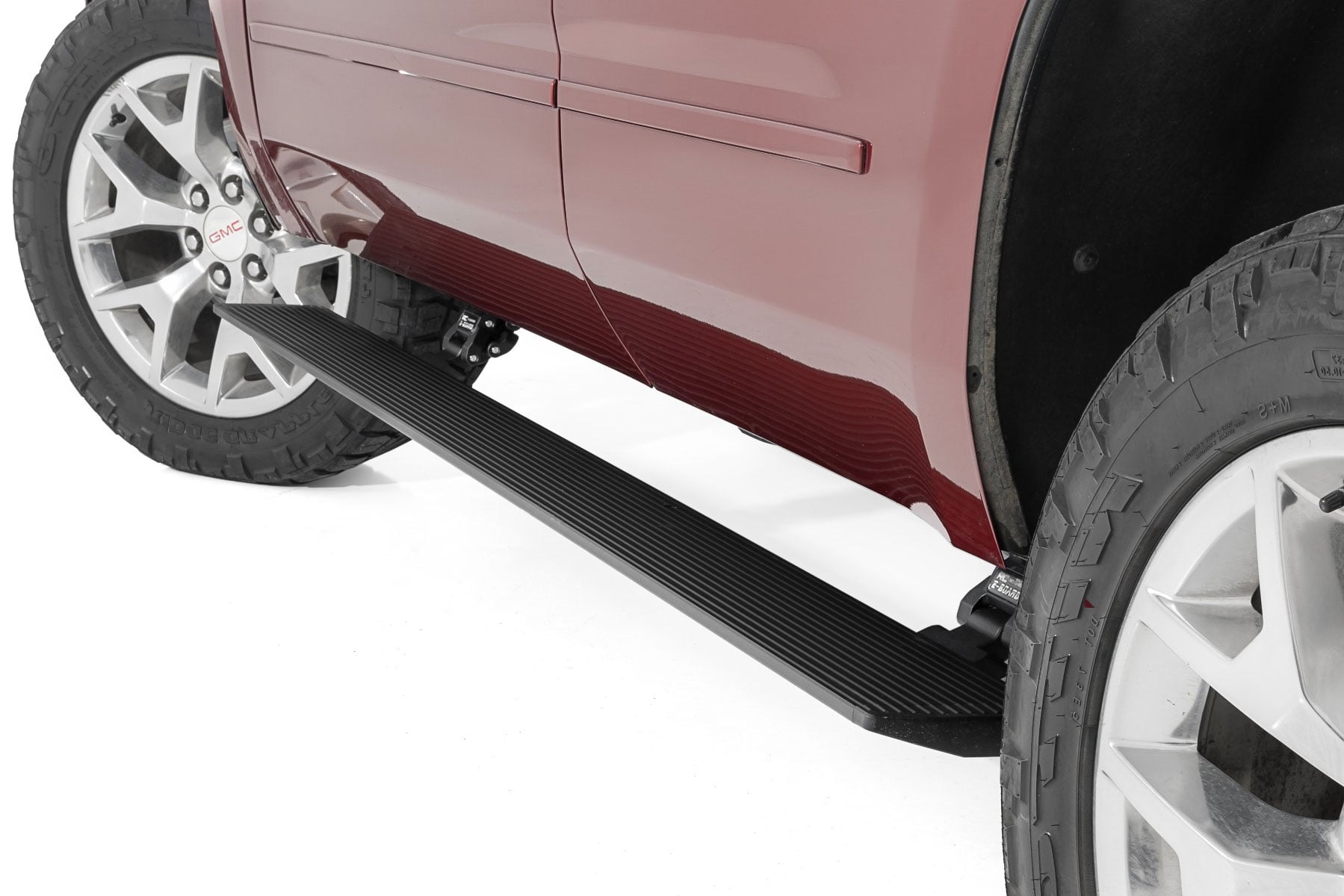 Rough Country Power Running Boards for Tahoe, Yukon & Yukon XL