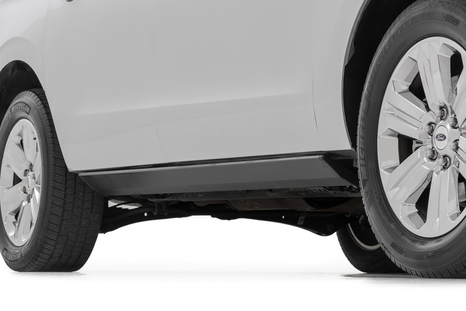 Power Running Boards for Ford Expedition 4WD/RWD (2018-2025), Rough Country PSR91510
